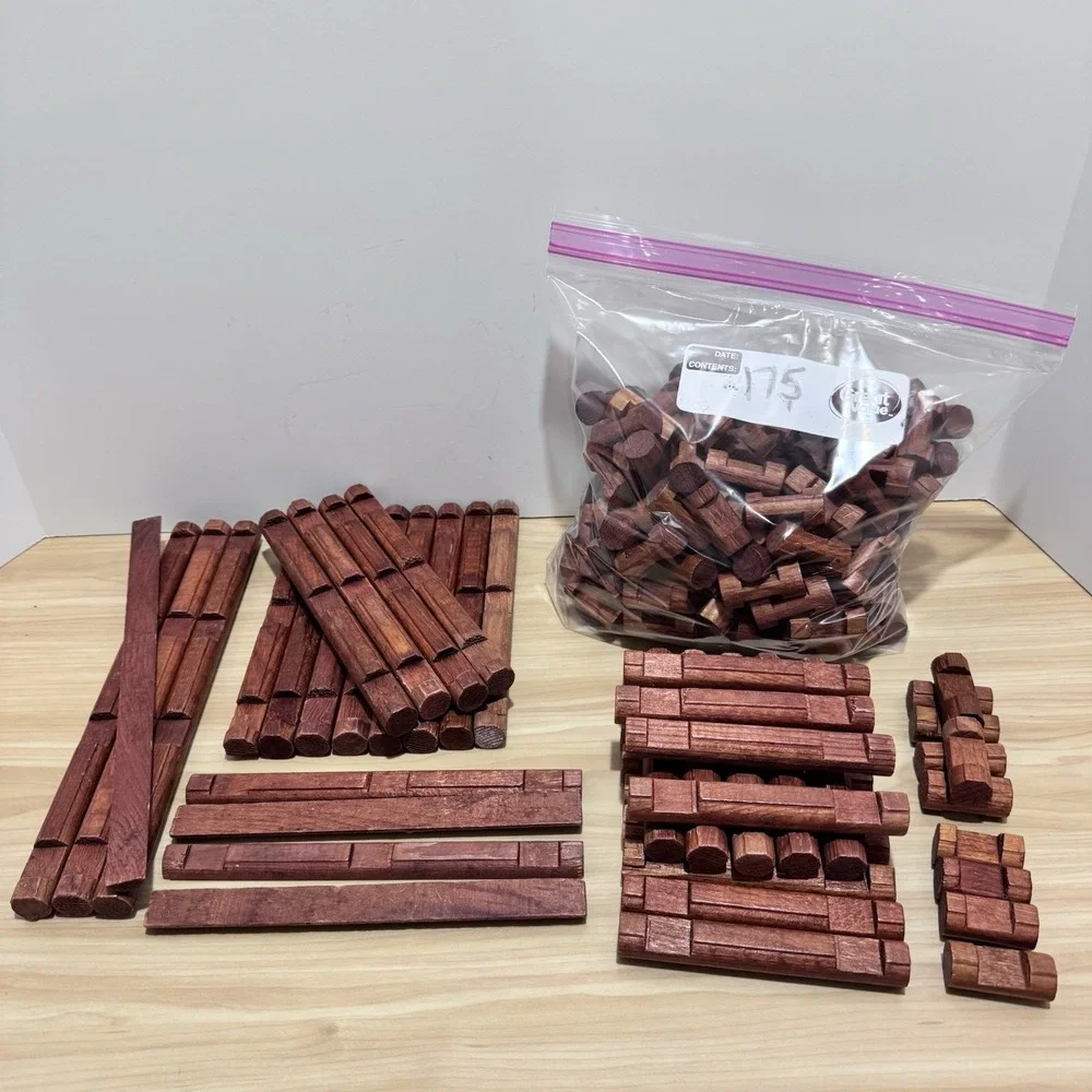 Lincoln Logs vtg lincoln